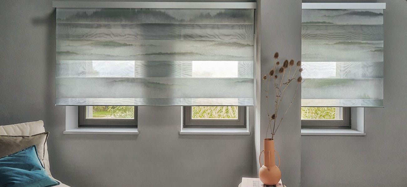 Raffrollo als Fensterdekoration